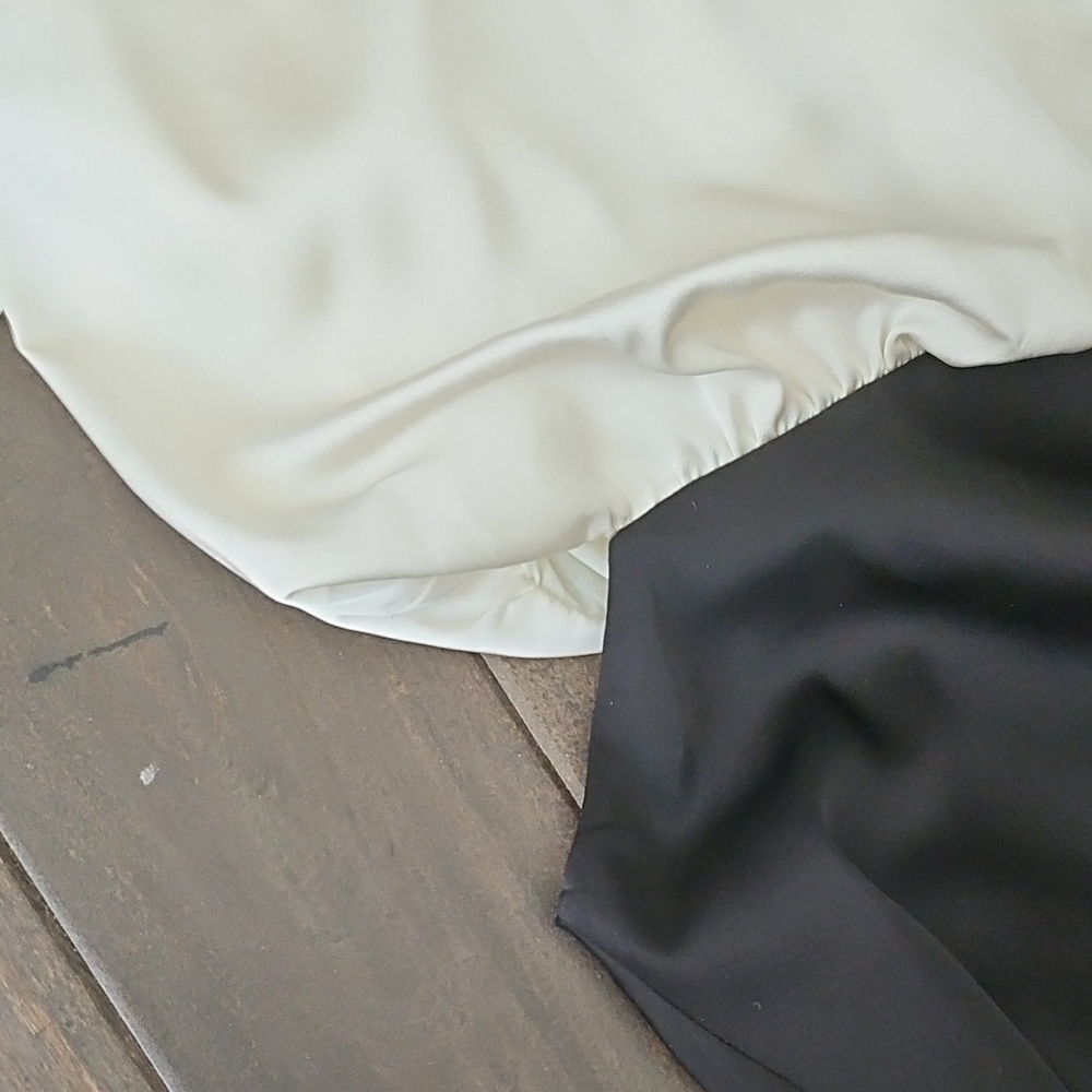 Elegant Black and Cream Women's Dress - Picture 2 of 5
